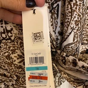 Calvin Klein Blazer Size 16 Brown and Winter White